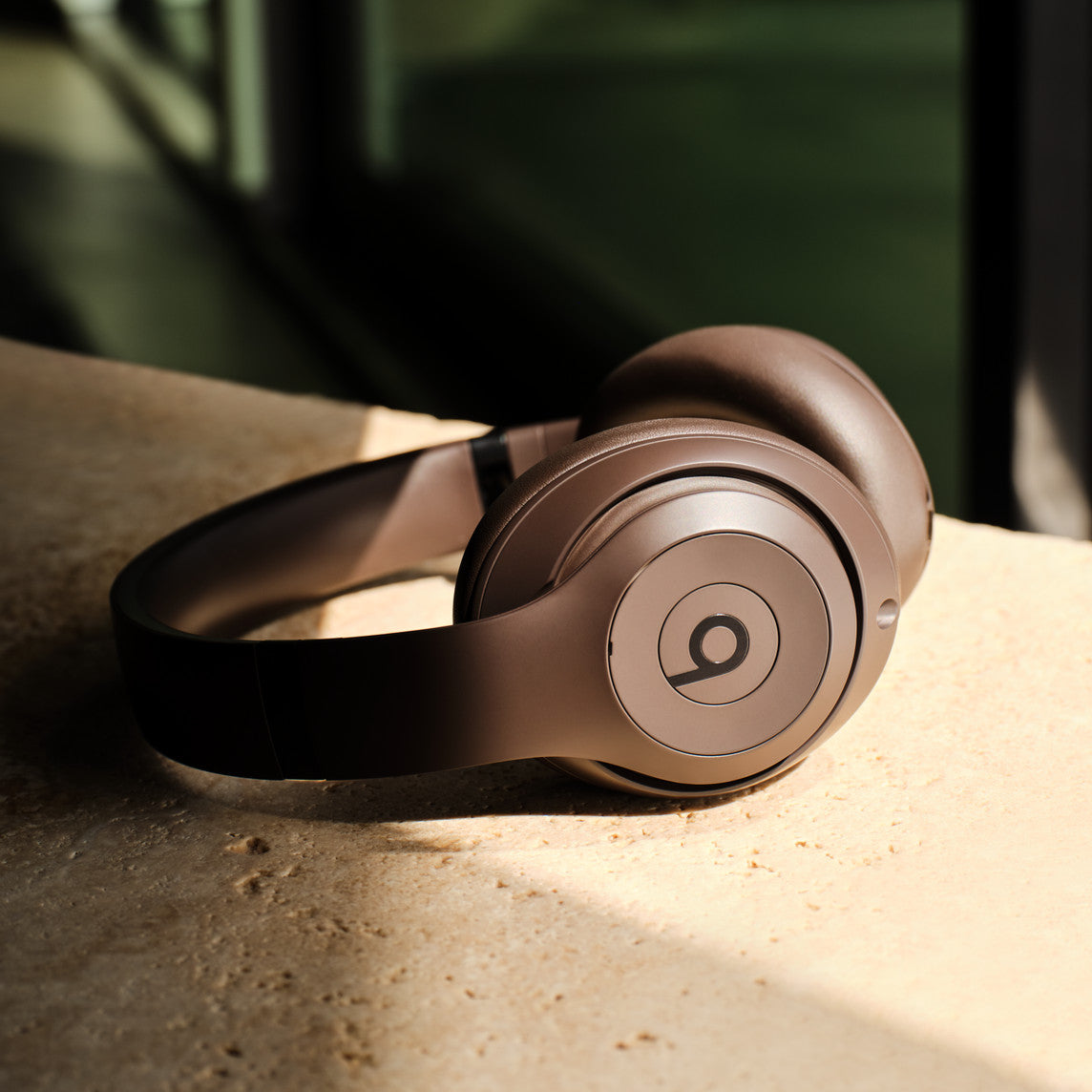 Beats Studio Pro - Deep Brown - View 6
